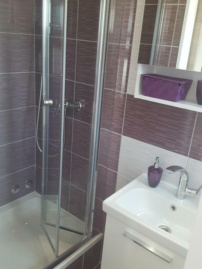 Apartmani Slavica Раб Екстериор снимка
