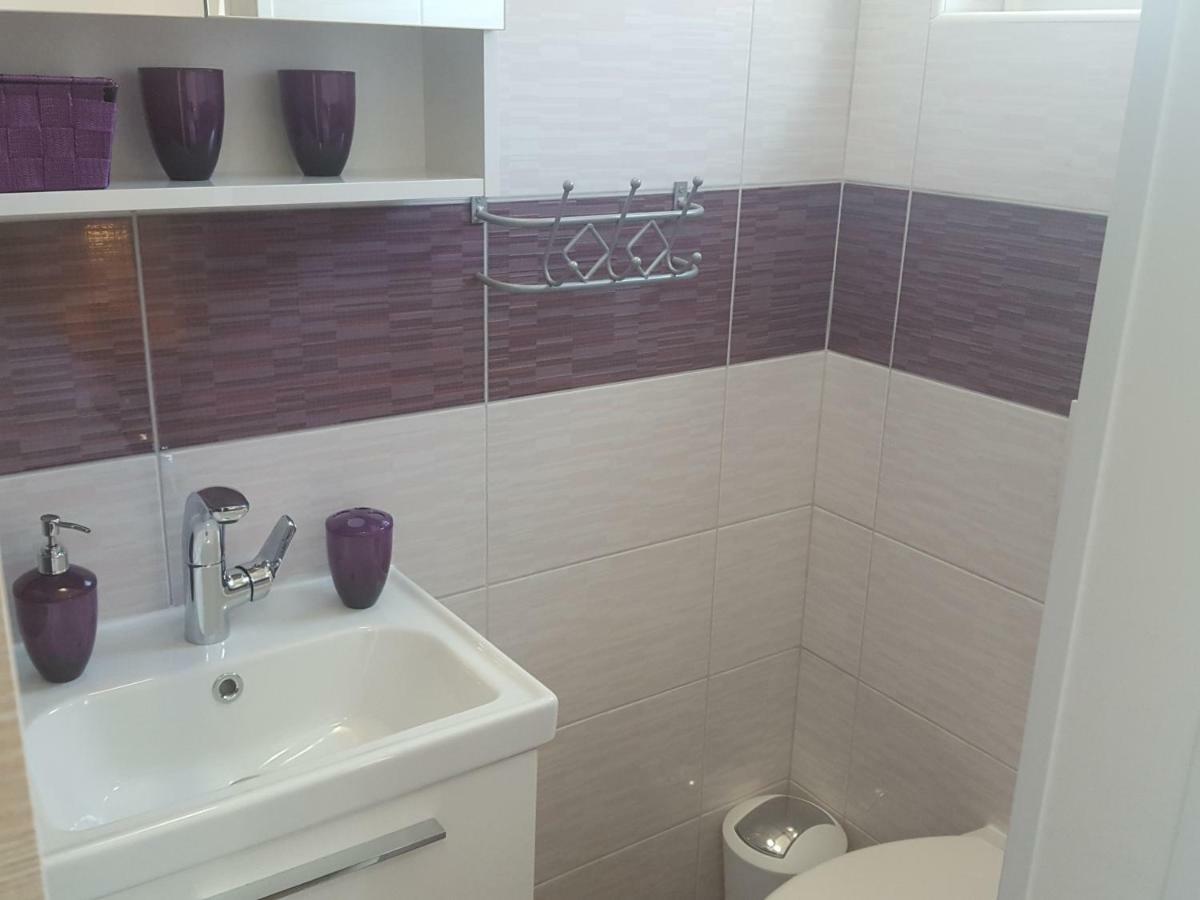 Apartmani Slavica Раб Екстериор снимка
