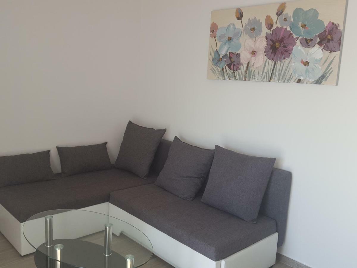 Apartmani Slavica Раб Екстериор снимка
