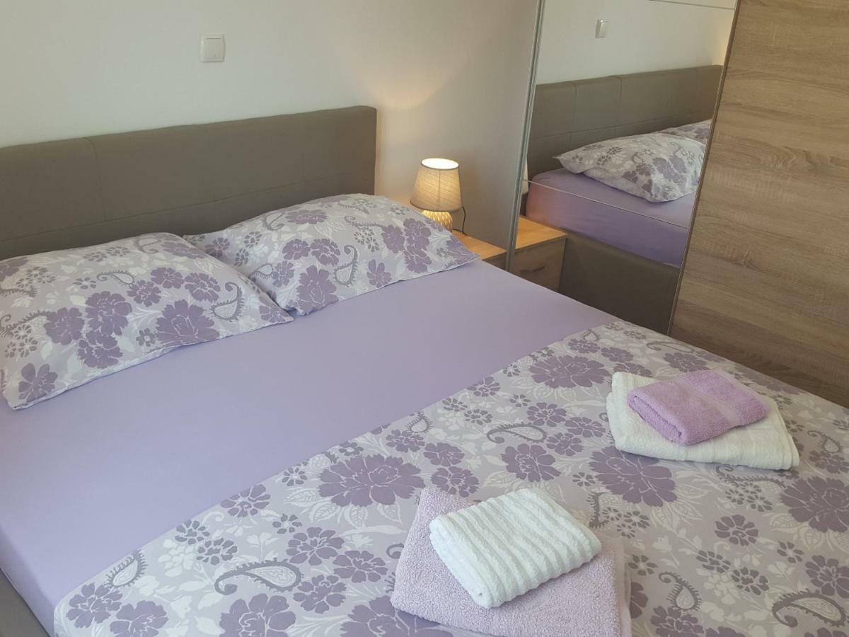 Apartmani Slavica Раб Екстериор снимка