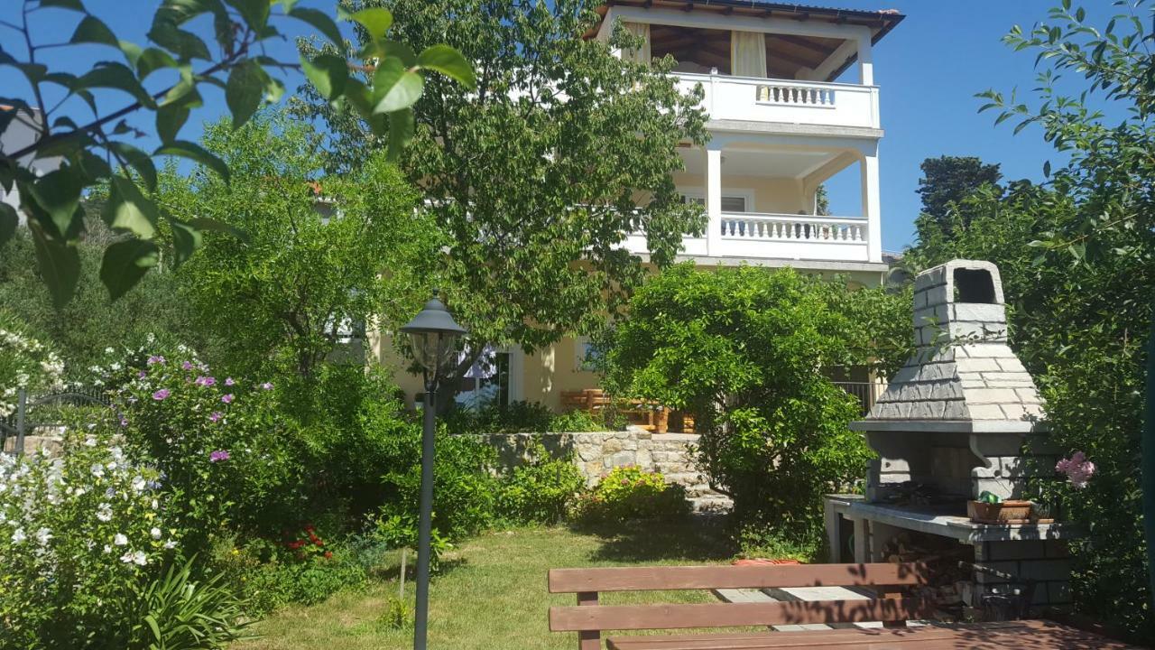 Apartmani Slavica Раб Екстериор снимка