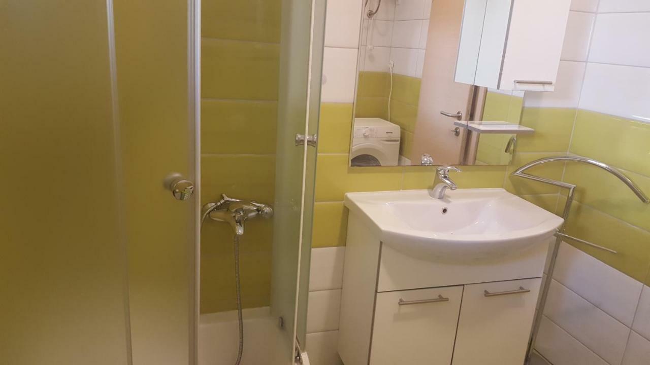 Apartmani Slavica Раб Екстериор снимка