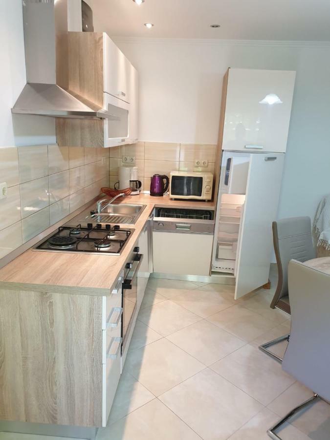 Apartmani Slavica Раб Екстериор снимка