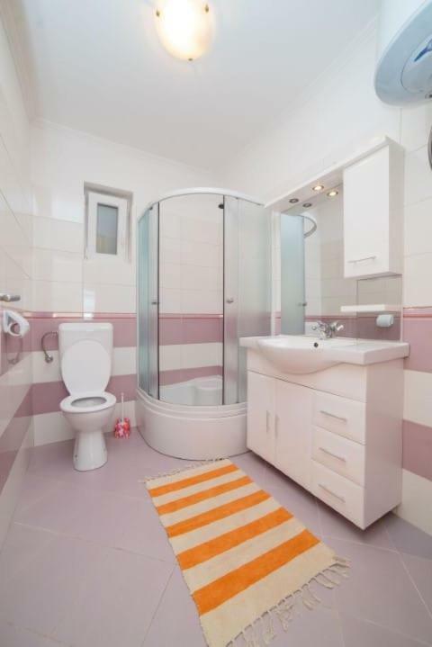 Apartmani Slavica Раб Екстериор снимка